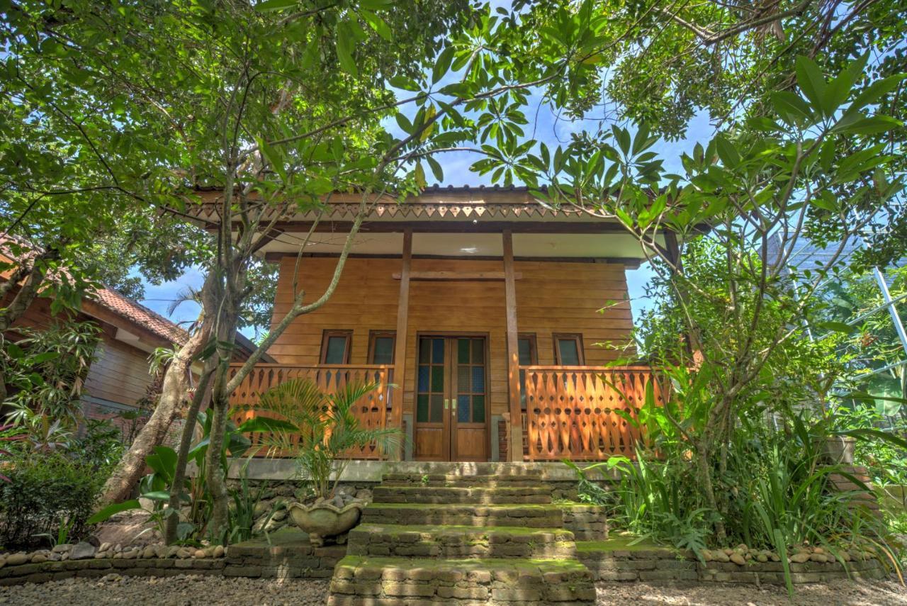 Bata Merah Homestay Banyuwangi  Exterior foto